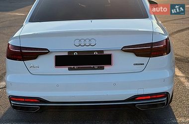 Седан Audi A4 2022 в Дніпрі