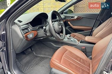 Седан Audi A4 2018 в Ровно