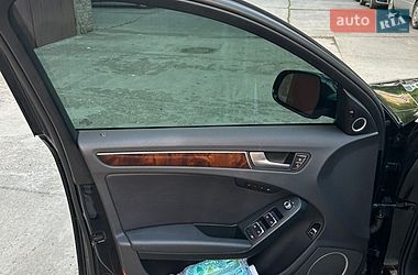 Седан Audi A4 2014 в Ивано-Франковске