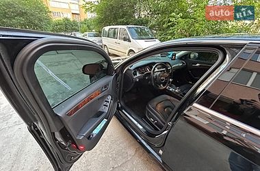 Седан Audi A4 2014 в Ивано-Франковске
