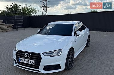 Седан Audi A4 2016 в Одессе