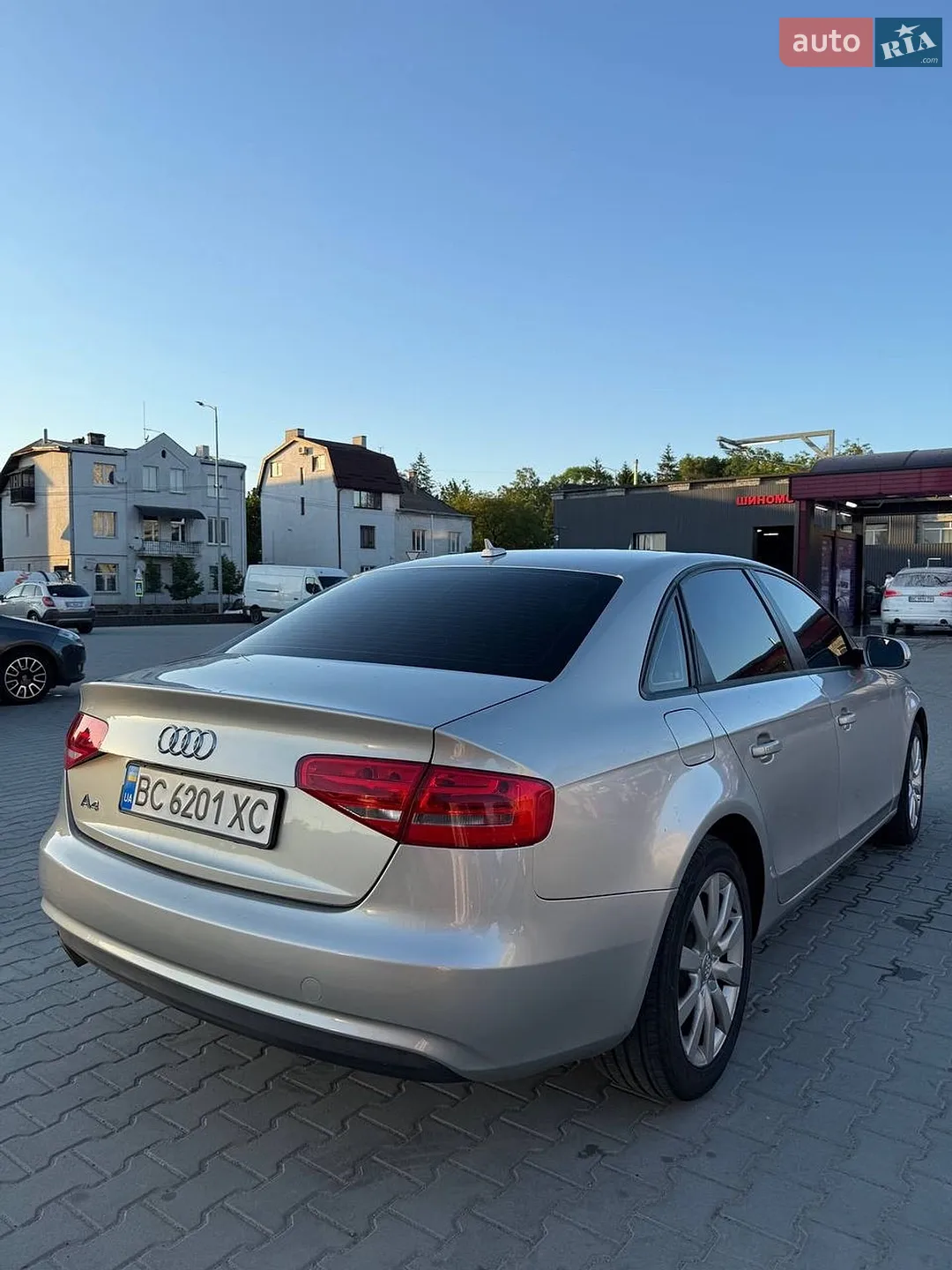 Audi A4 2013 VIN WAUAFAFL8EA070175 фото оголошення 5 з 20