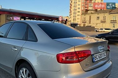 Седан Audi A4 2013 в Львові
