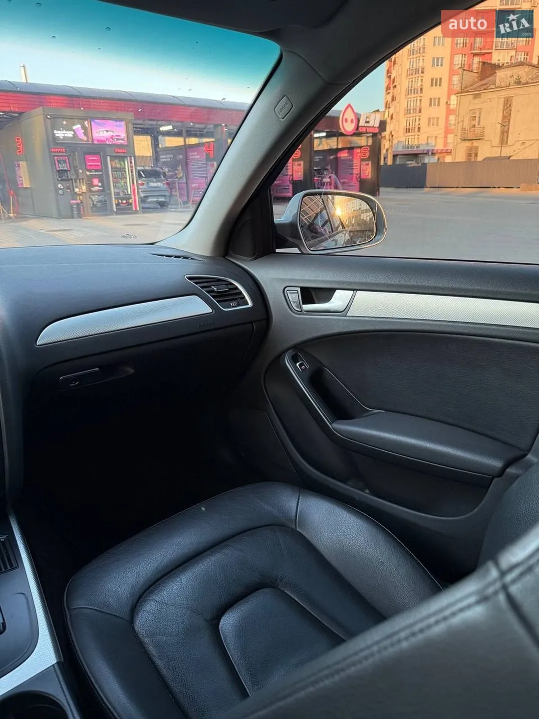 Audi A4 2013 VIN WAUAFAFL8EA070175 фото оголошення 15 з 20