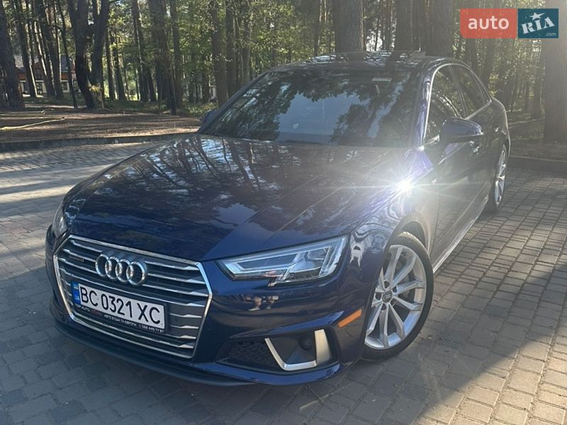 Седан Audi A4 2018 в Львові