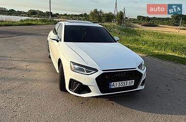 Седан Audi A4 2020 в Яготине
