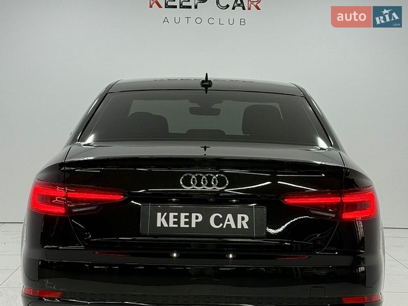 Седан Audi A4 2017 в Одессе
