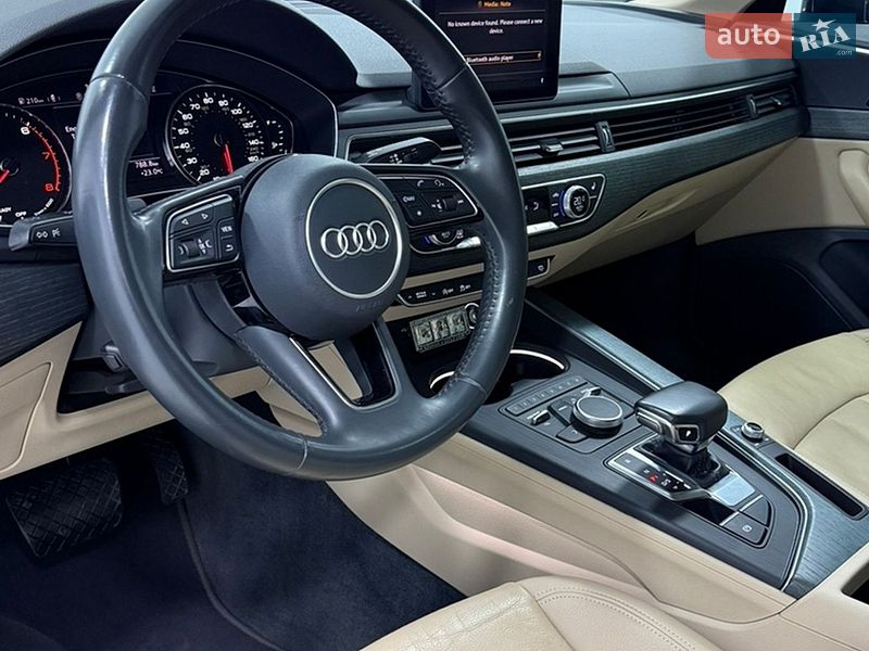 Седан Audi A4 2017 в Одессе