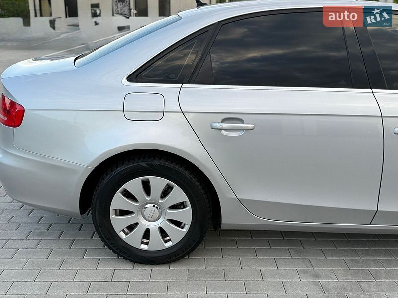 Седан Audi A4 2008 в Черновцах