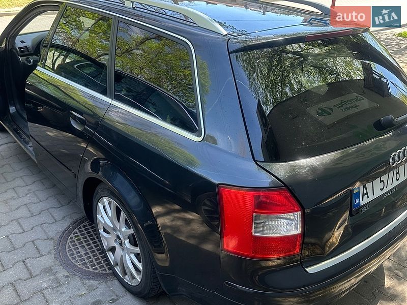 Универсал Audi A4 2004 в Брошневе