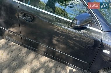 Универсал Audi A4 2004 в Брошневе