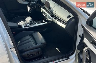 Седан Audi A4 2017 в Ровно