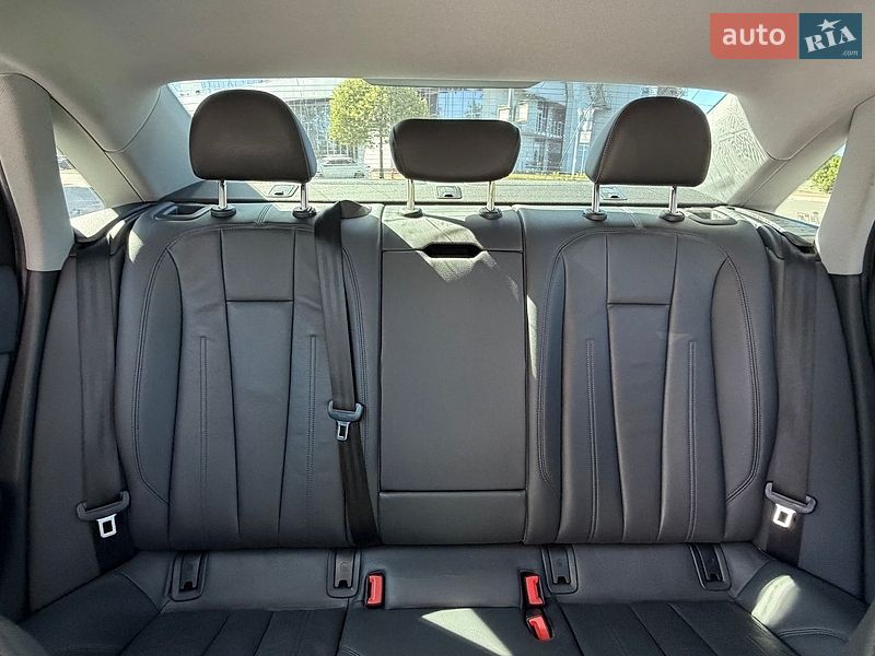 Седан Audi A4 2019 в Киеве