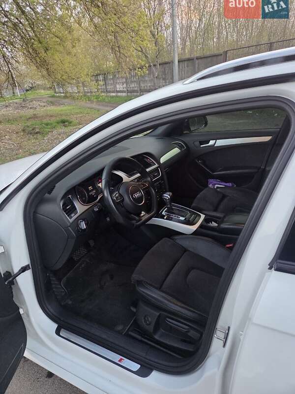Универсал Audi A4 2012 в Гостомеле