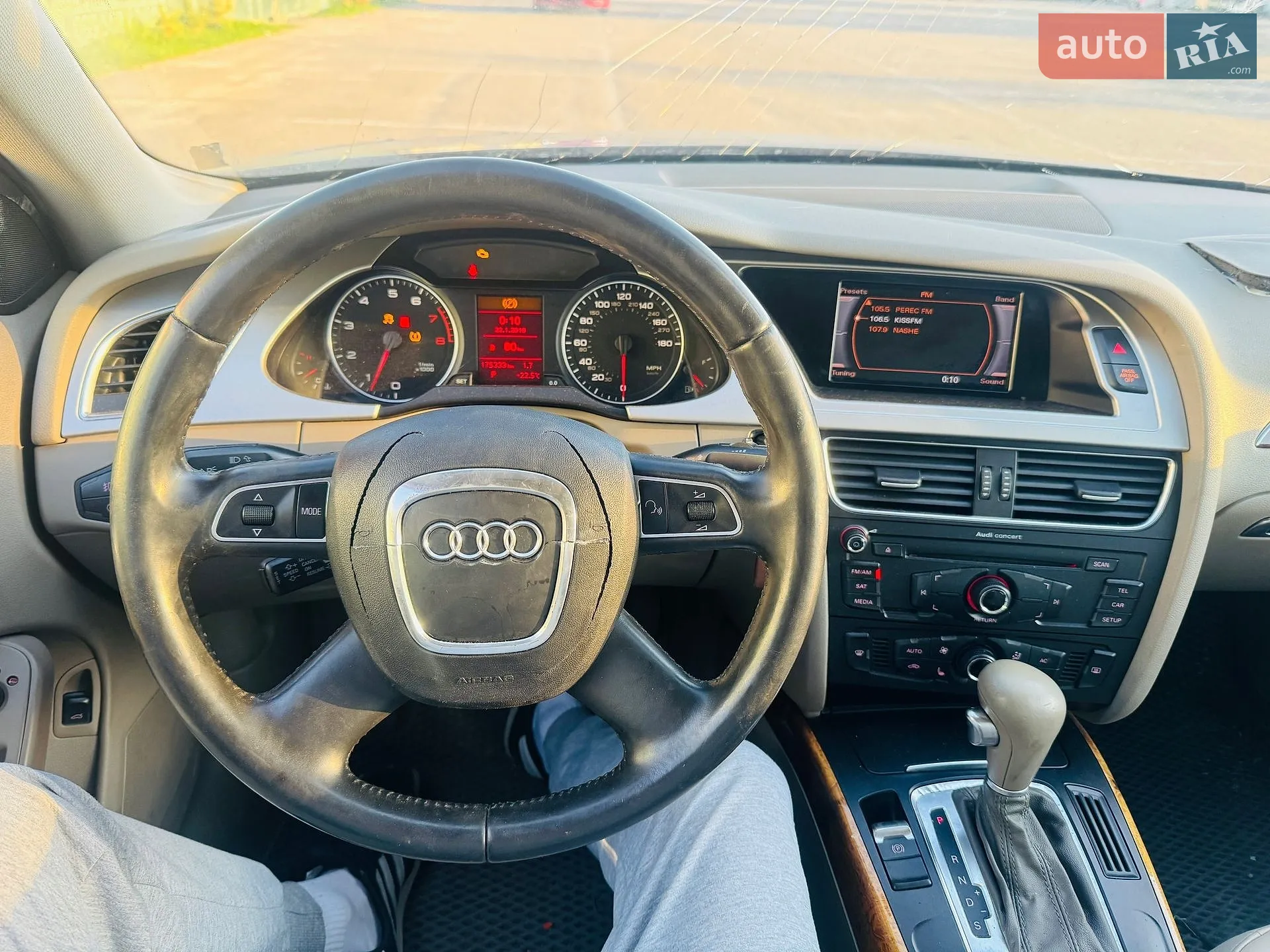 2011 Audi A4 - мініатюра 13