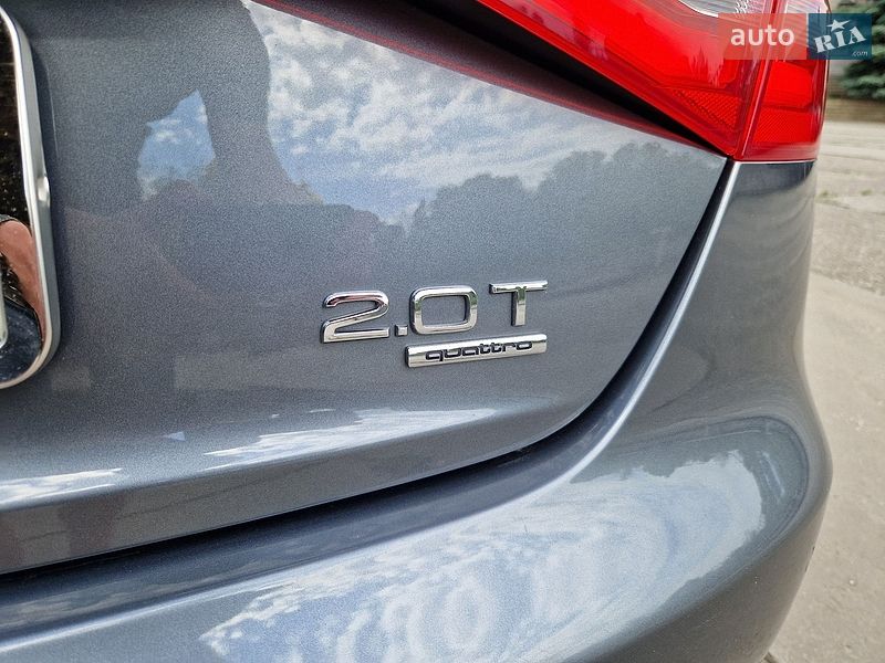 Седан Audi A4 2012 в Дніпрі