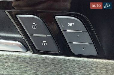 Седан Audi A4 2020 в Івано-Франківську