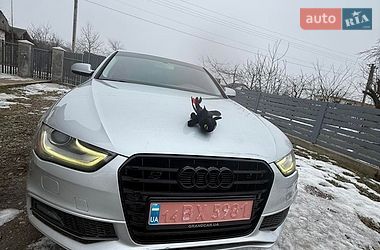 Седан Audi A4 2014 в Галичі