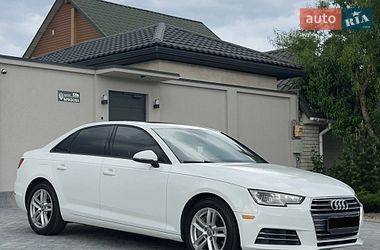 Седан Audi A4 2017 в Одесі
