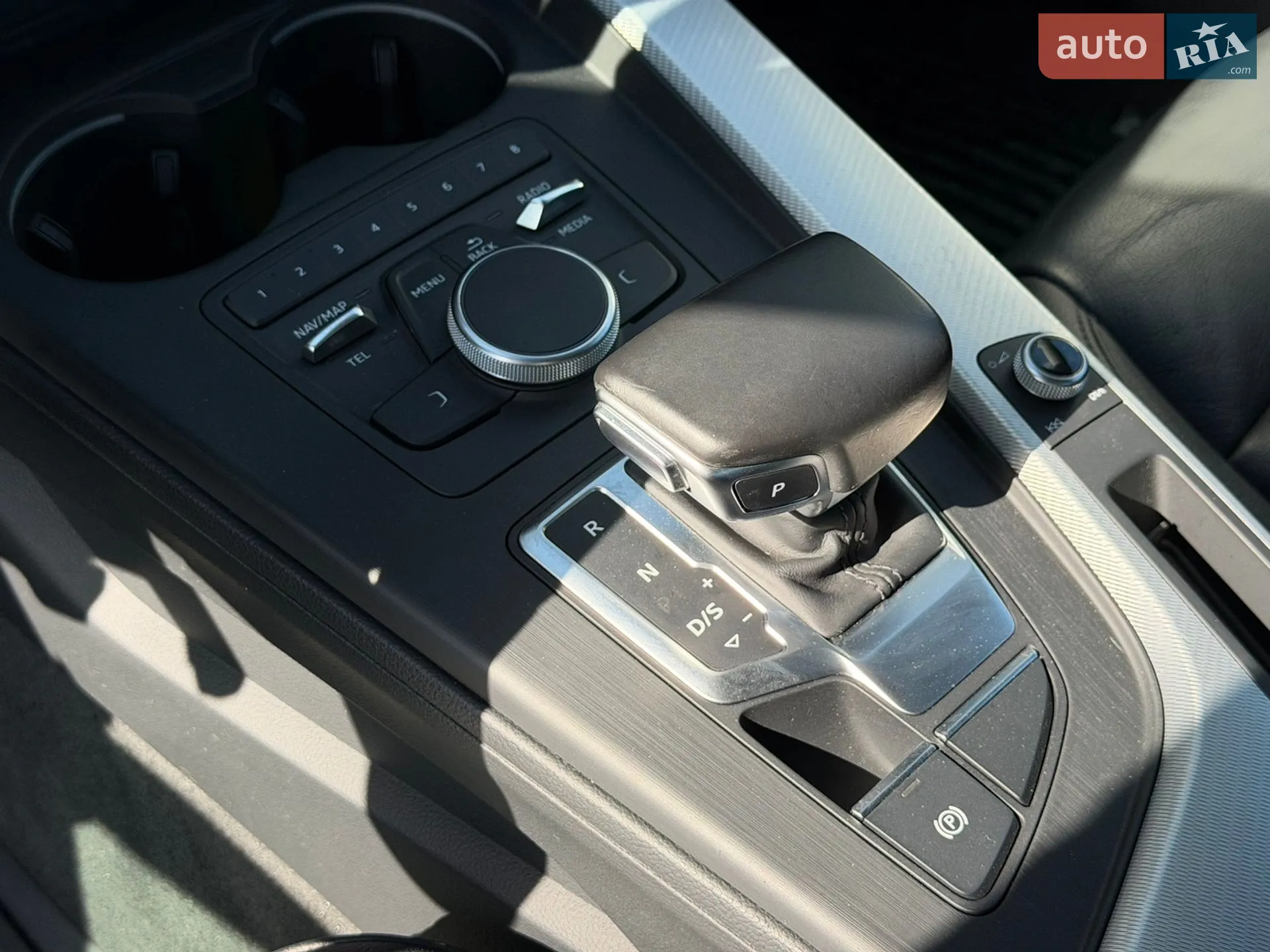 2016 Audi A4 - мініатюра 15