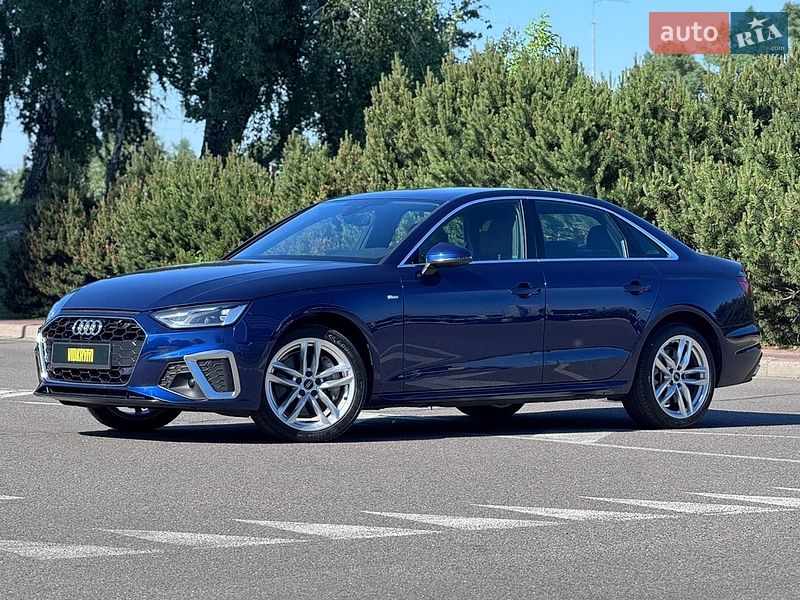 Седан Audi A4 2020 в Киеве