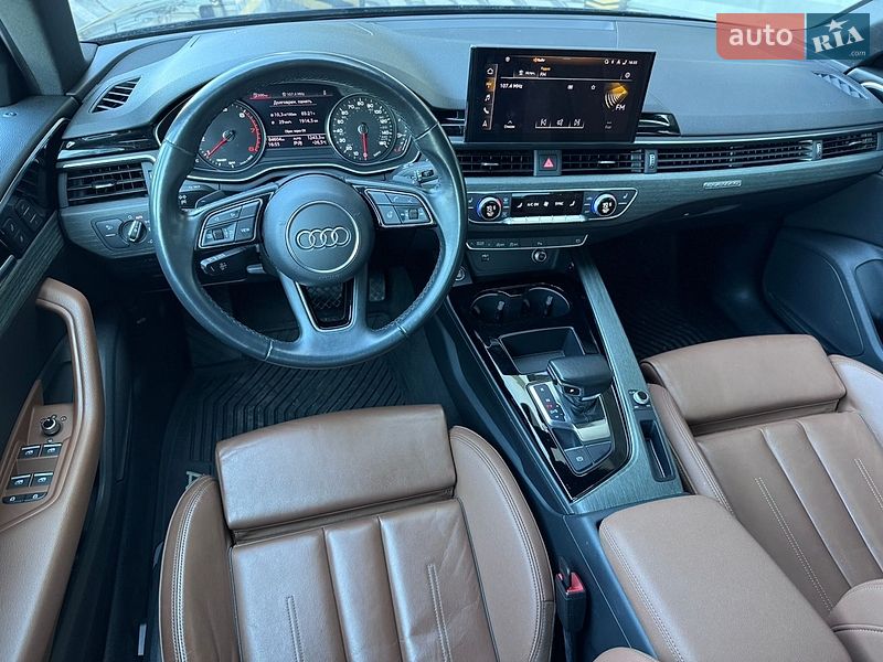 Седан Audi A4 2020 в Києві