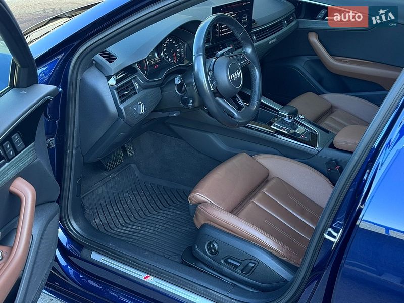 Седан Audi A4 2020 в Киеве