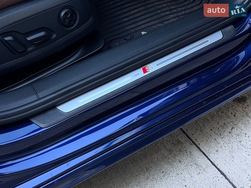 Седан Audi A4 2020 в Киеве