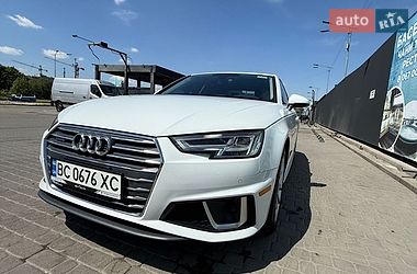 Седан Audi A4 2019 в Львові