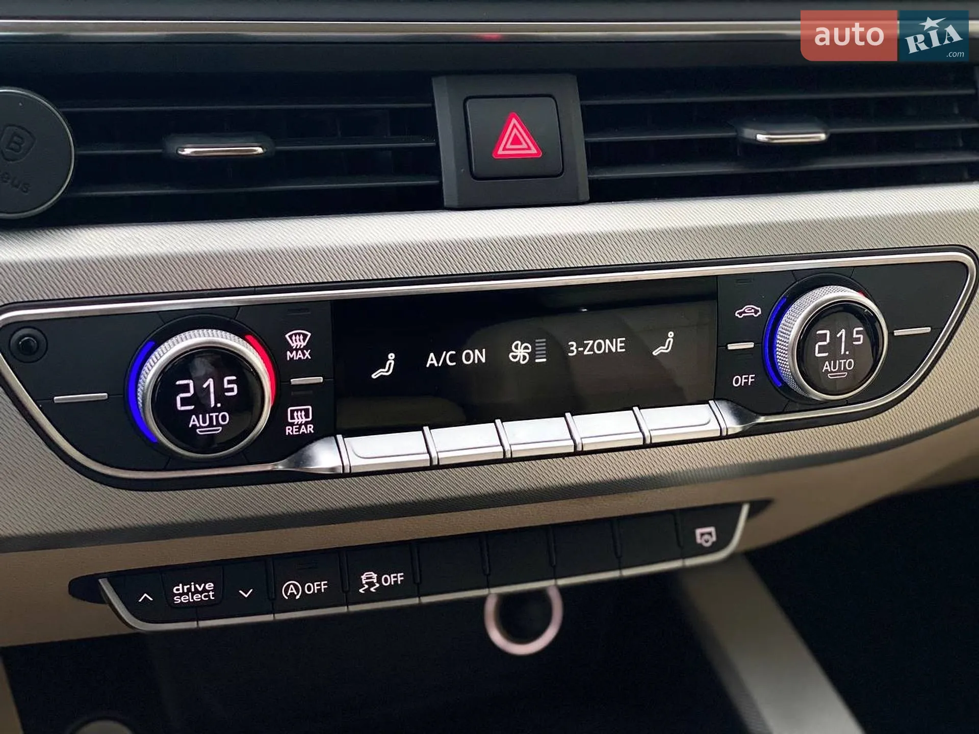 2016 Audi A4 - мініатюра 40