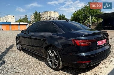 Седан Audi A4 2018 в Харькове