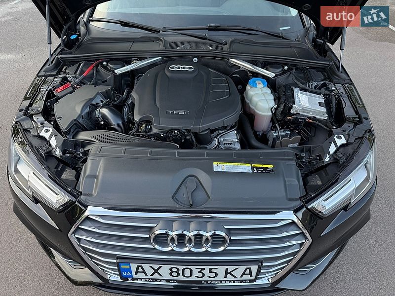 Седан Audi A4 2018 в Киеве