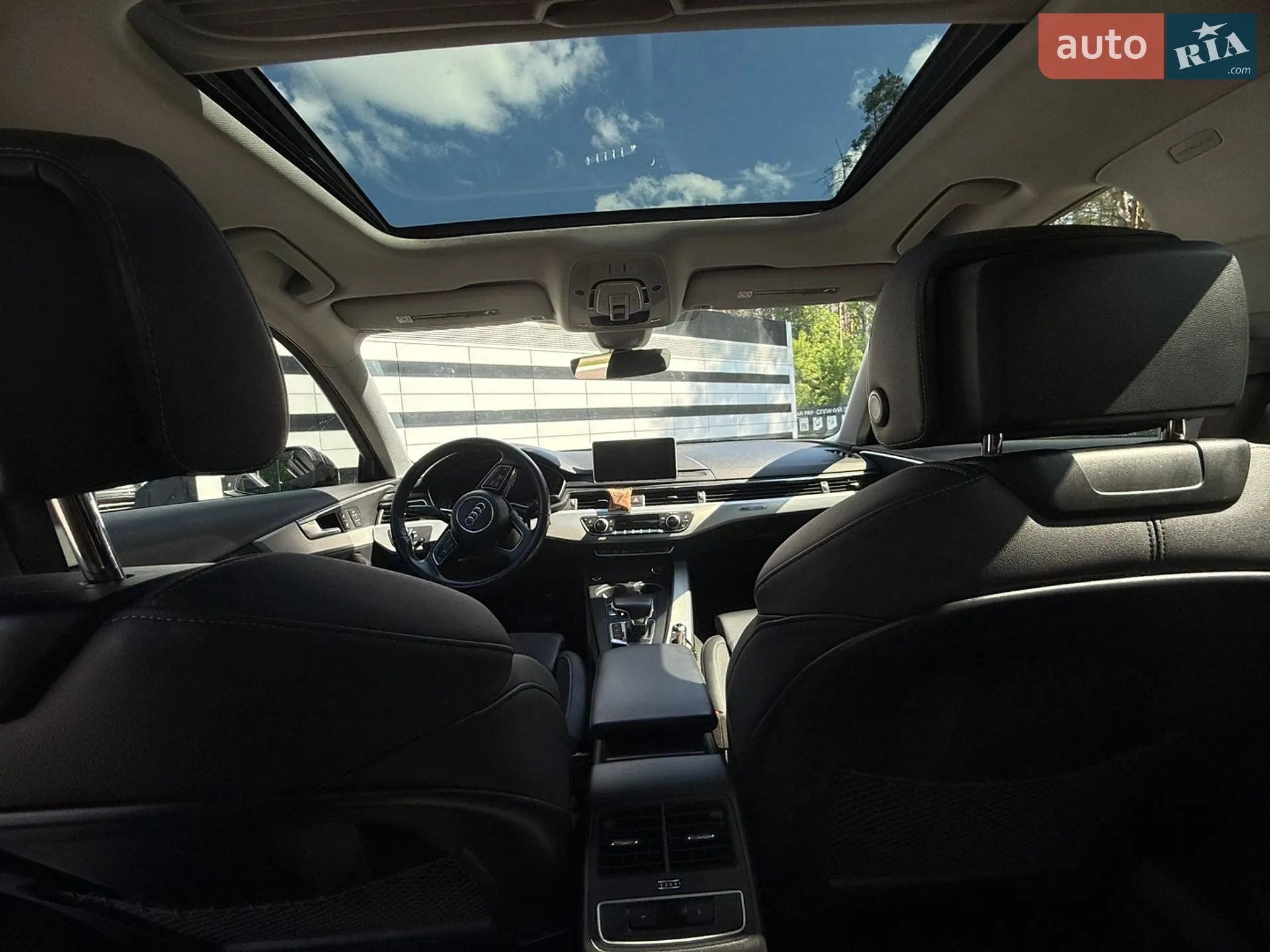 2015 Audi A4 - мініатюра 25