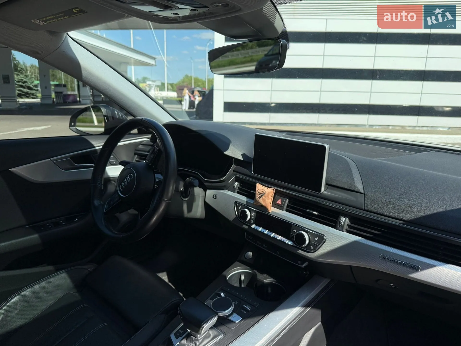 2015 Audi A4 - мініатюра 32