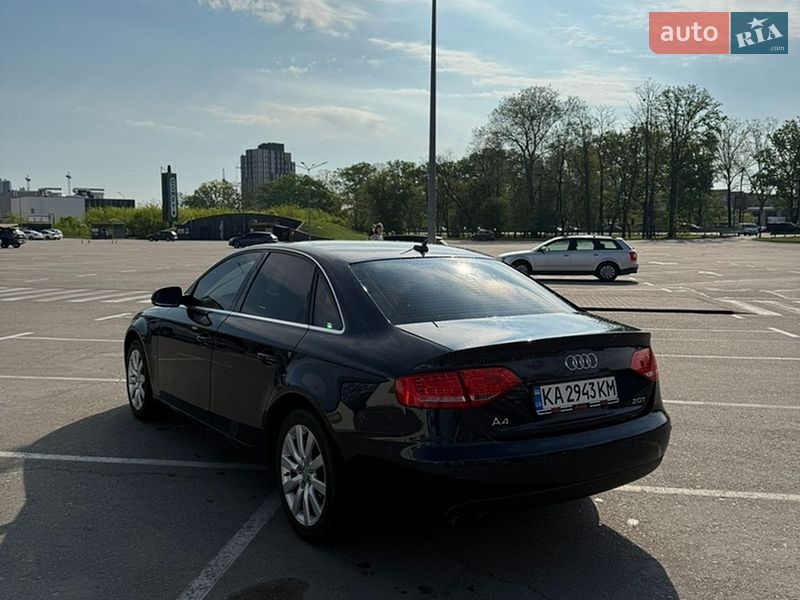 Седан Audi A4 2011 в Киеве