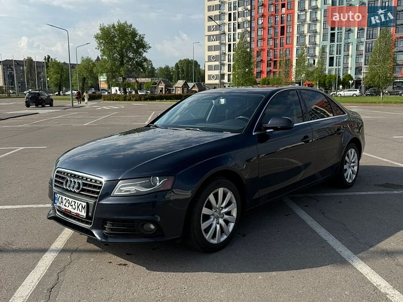 Седан Audi A4 2011 в Киеве
