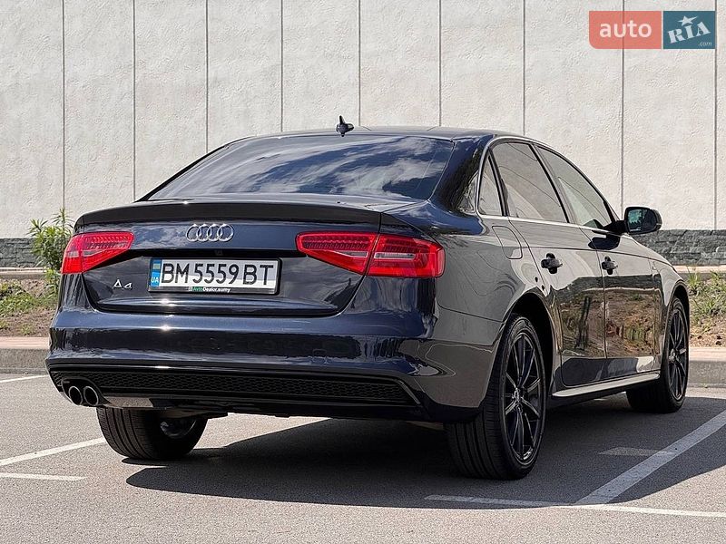 Седан Audi A4 2014 в Києві