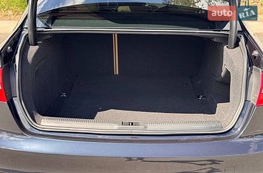 Седан Audi A4 2014 в Києві