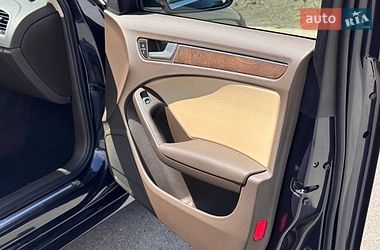 Седан Audi A4 2014 в Києві