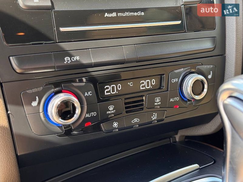 Седан Audi A4 2014 в Києві