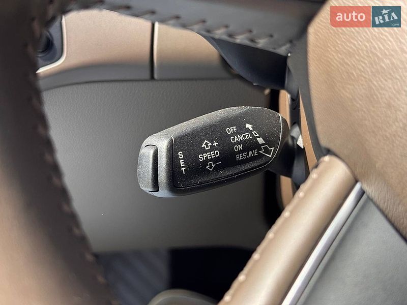 Седан Audi A4 2014 в Києві