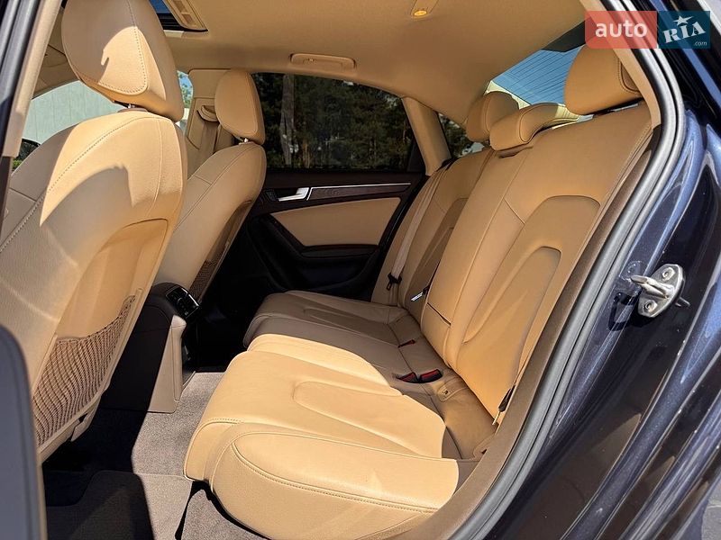Седан Audi A4 2014 в Києві