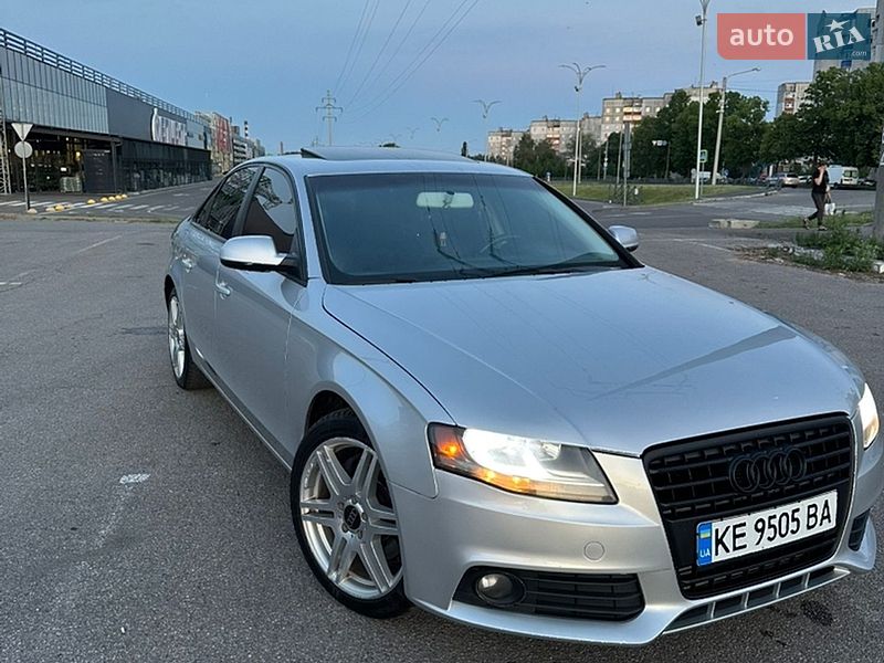 Седан Audi A4 2011 в Чернігові