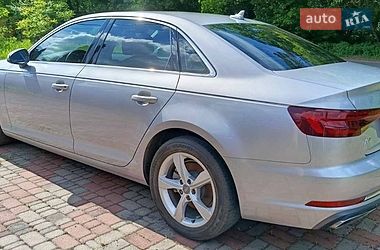 Седан Audi A4 2019 в Киеве