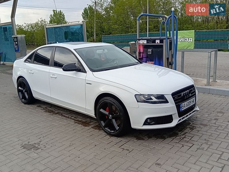 Седан Audi A4 2010 в Кропивницькому
