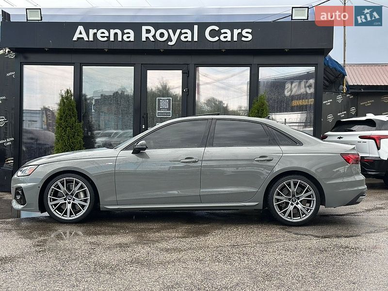 Седан Audi A4 2021 в Харькове