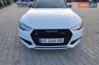 Седан Audi A4 2018 в Дніпрі