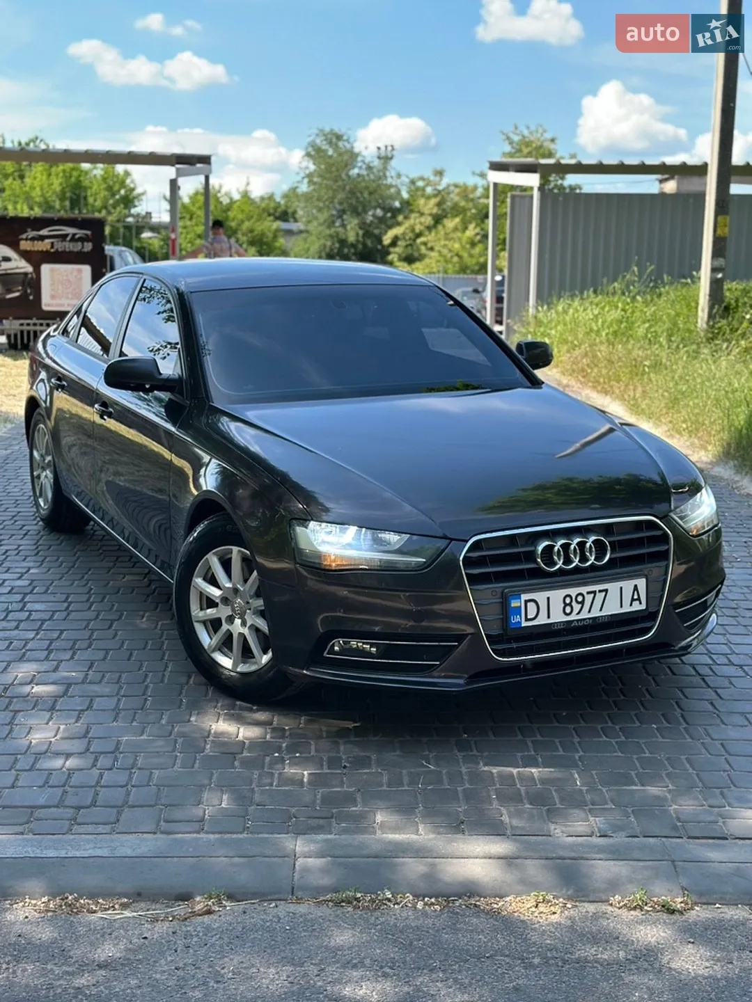 2012 Audi A4 - мініатюра 2