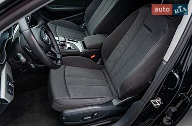 Седан Audi A4 2017 в Києві