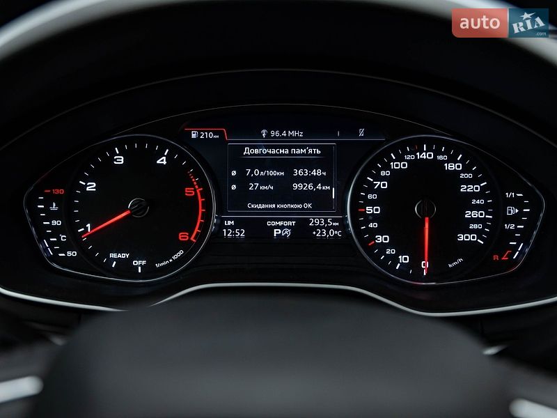 Седан Audi A4 2017 в Києві